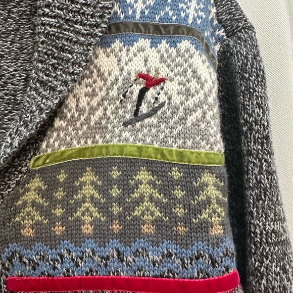 Woolrich Black & White Patterned Cardigan Sweater w Skiers - Picture 2 of 10